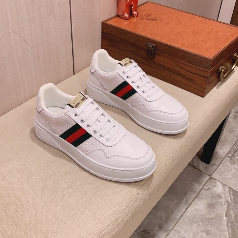 G*u*i casual shoes
